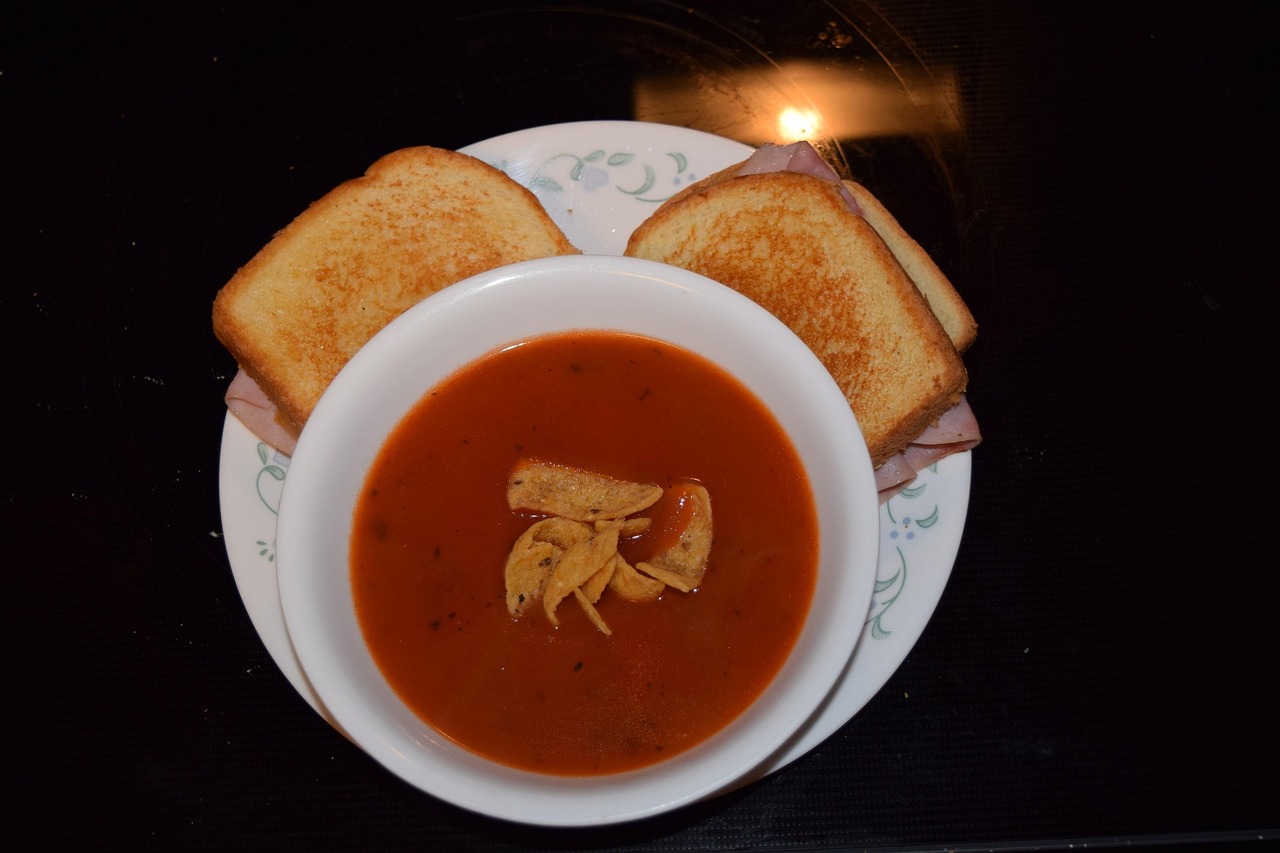 soup, sandwich, food, bread, lunch, tomato, meal, grilled, eating, toasted, american-cheese, cheddar, creamy, delicious, melted, black bread, black eating, black sandwich, soup, sandwich, sandwich, sandwich, sandwich, sandwich